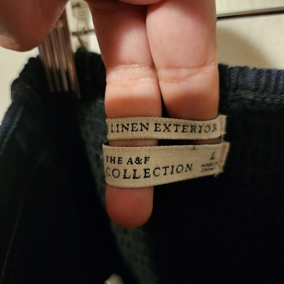 Abercrombie and Fitch Strapless 100% Linen Top. Size L - Picture 4 of 5